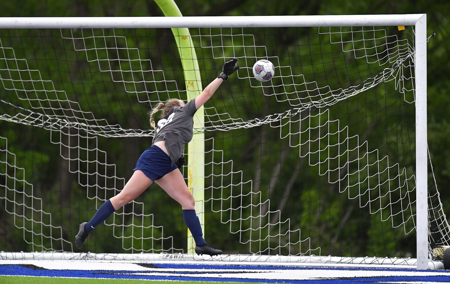 Collinsville vs Alton Marquette